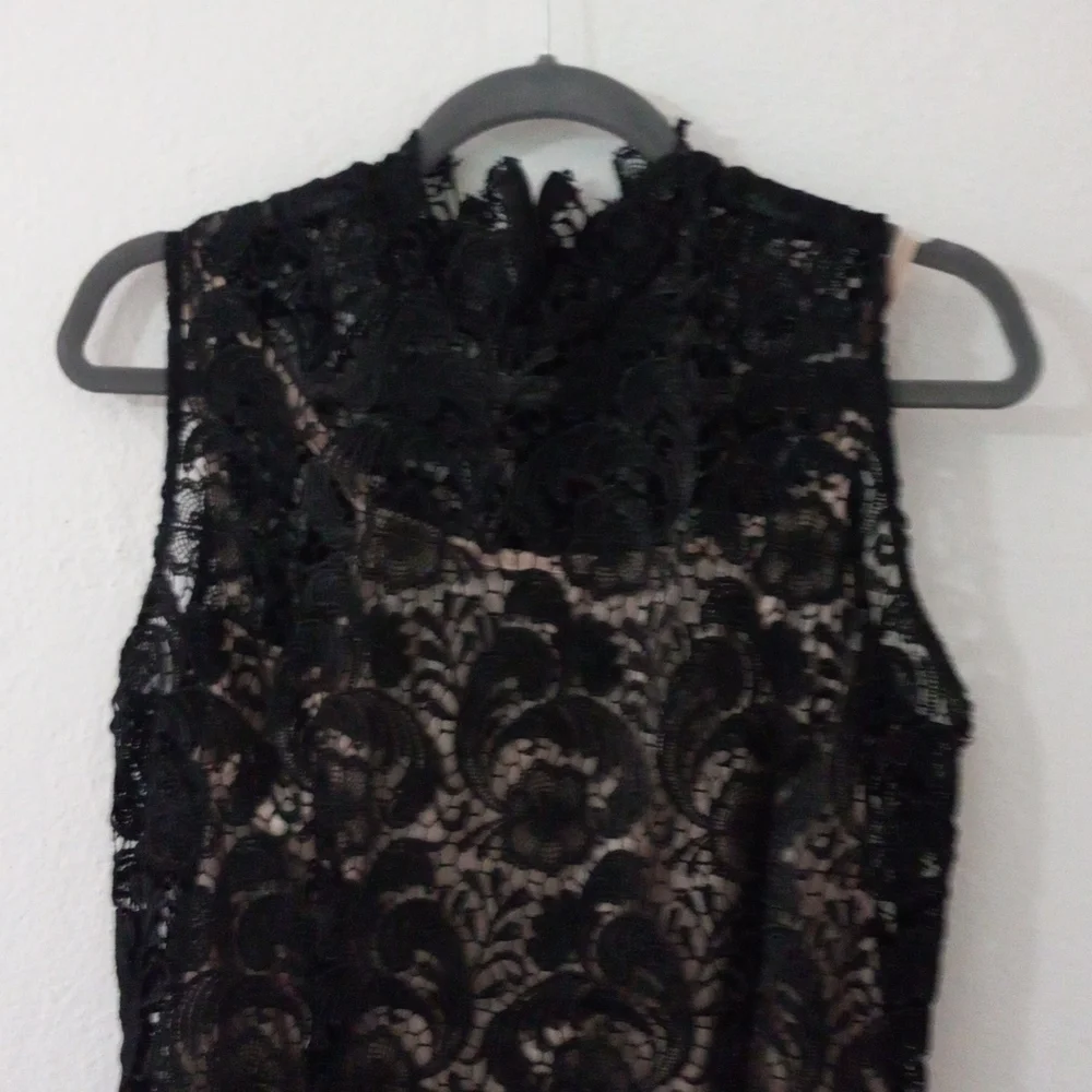 Elegant Cocktail Dress - Picture 3 of 3